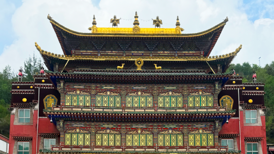 波瀾壯闊，青海塔爾寺